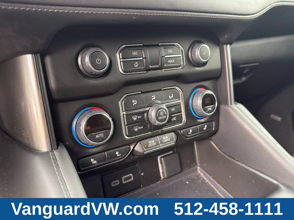 Used 2023 Chevrolet Tahoe Z71 w/ Luxury Package AWD/4WD image 19