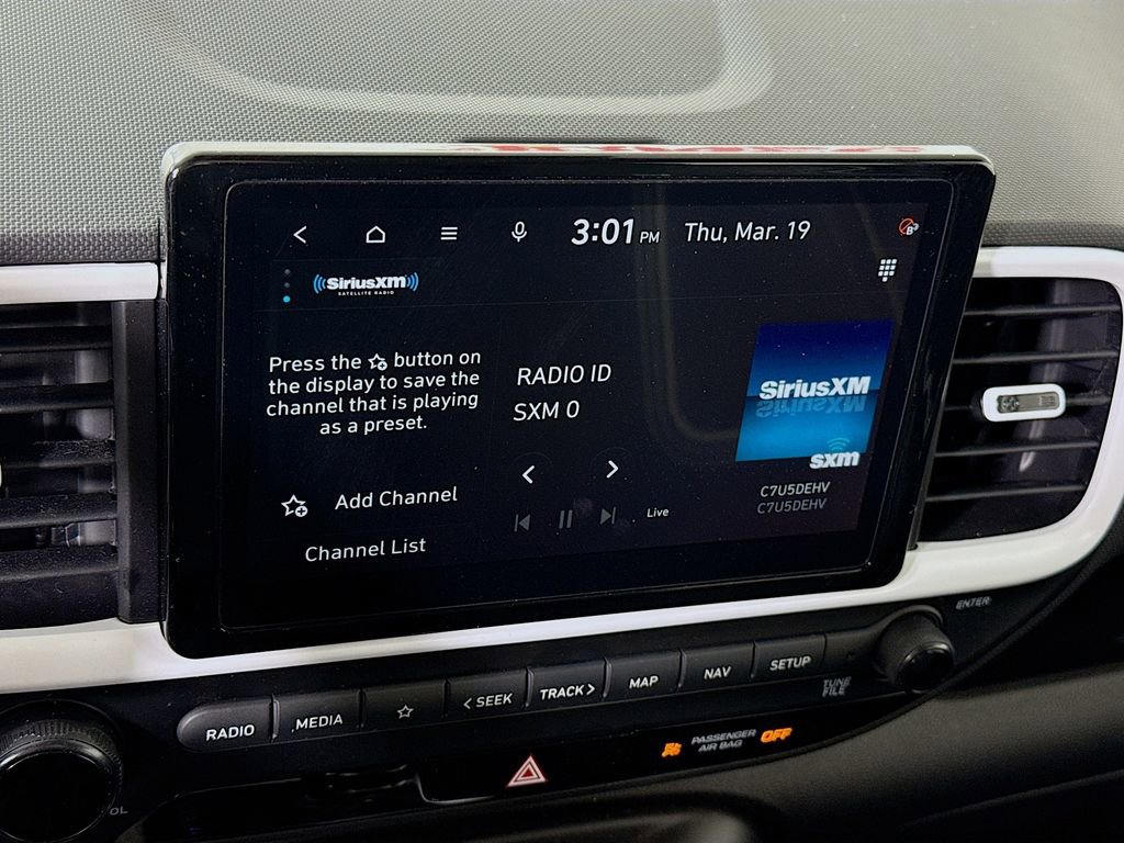 Certified 2023 Hyundai Venue Limited w/ Cargo Package image 6