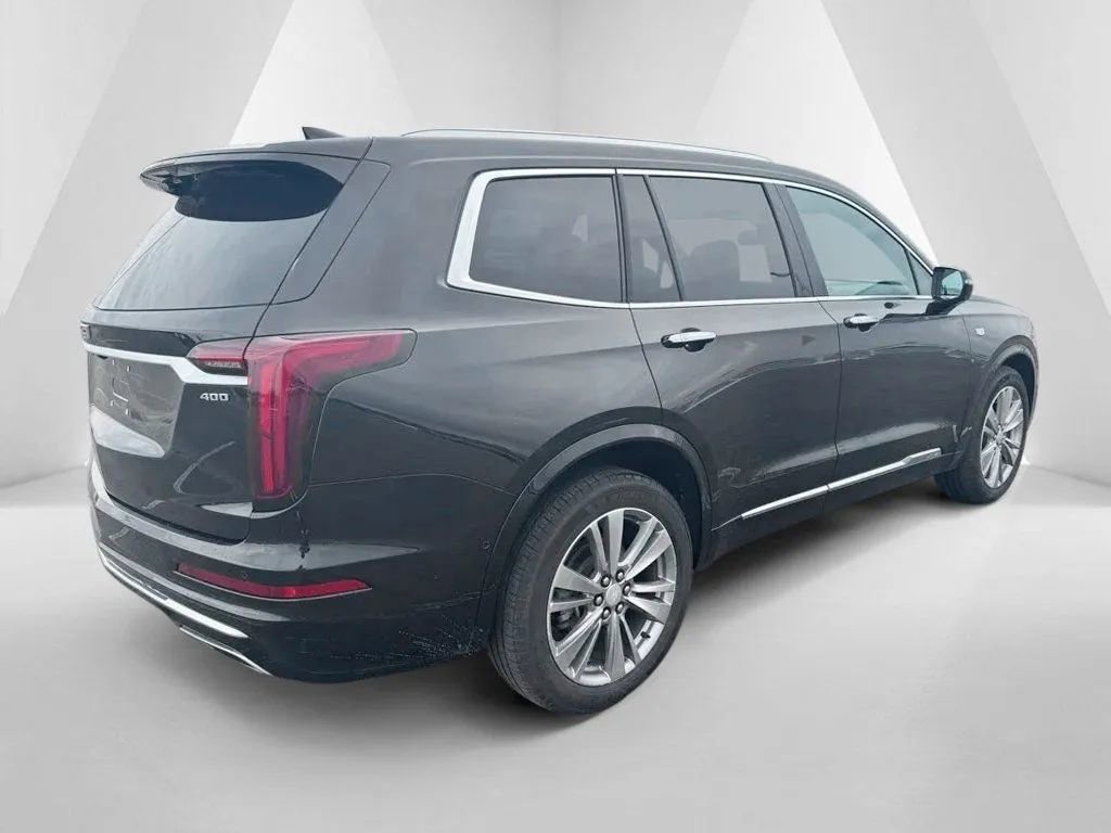 Used 2024 Cadillac XT6 Premium Luxury w/ Technology Package image 7