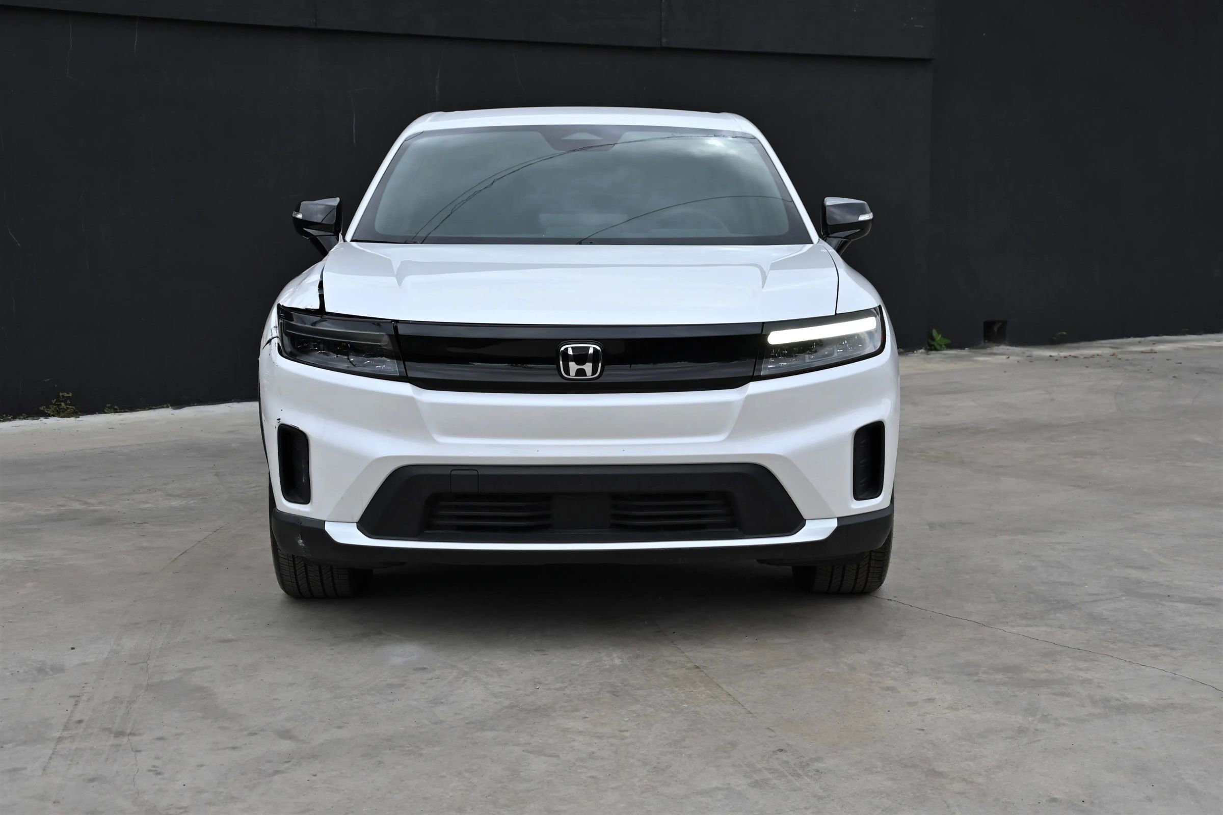 Used 2024 Honda Prologue EX video 2