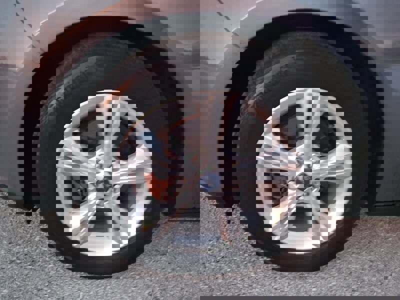 Used 2013 Ford Focus SE w/ SE Winter Pkg image 28