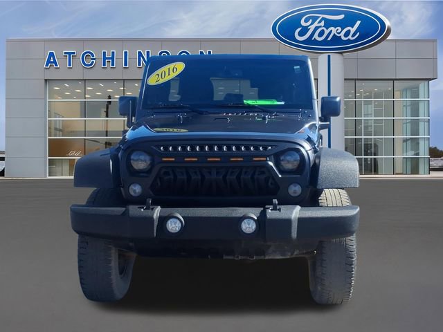 Used 2016 Jeep Wrangler Unlimited Sport image 2