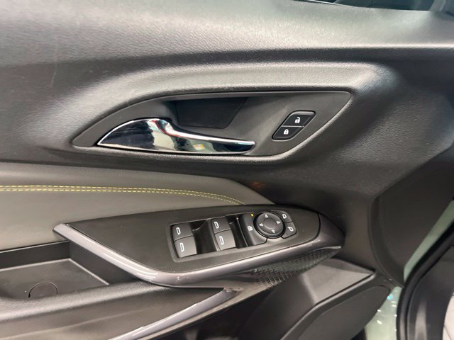 Used 2025 Chevrolet Trax ACTIV w/ Driver Confidence Package FWD image 31