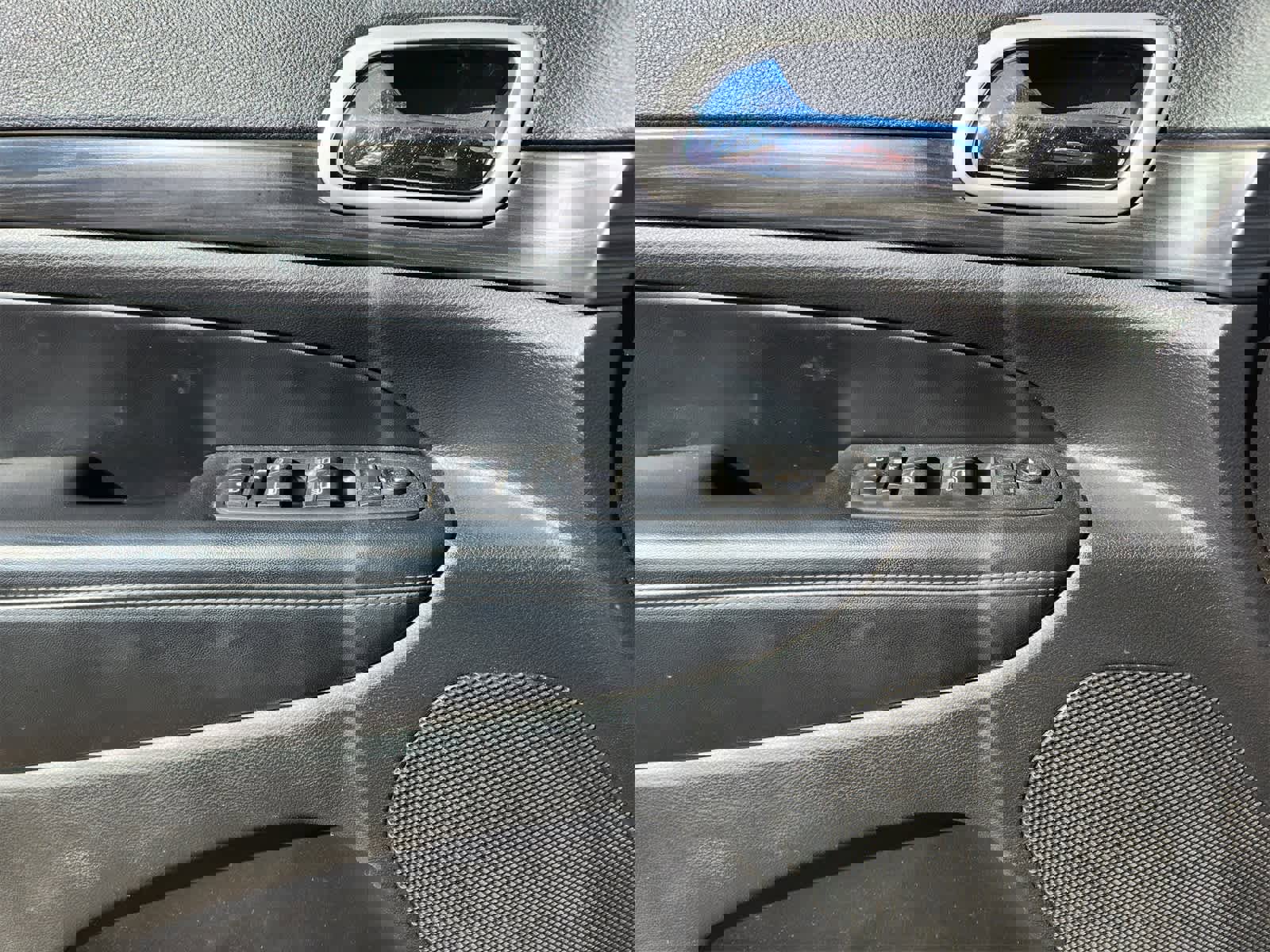 Used 2020 Jeep Grand Cherokee Laredo w/ 18" Wheel & 8.4" Radio Group image 9