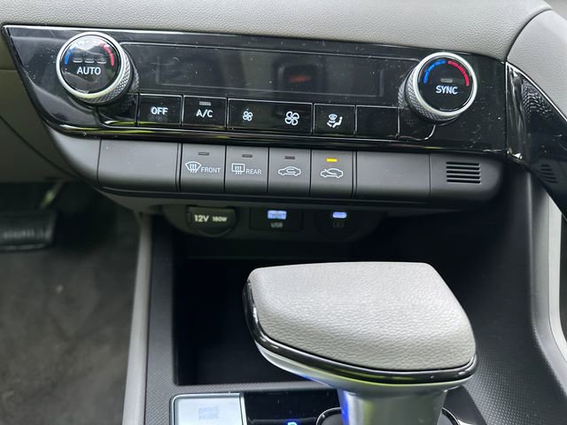 Certified 2025 Hyundai Elantra Blue image 16
