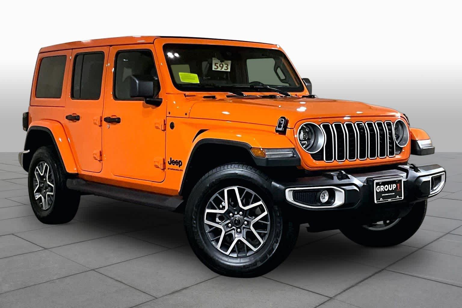 Used 2025 Jeep Wrangler Unlimited Sahara AWD/4WD image 2