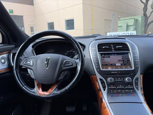 Used 2016 Lincoln MKX Reserve w/ Luxury Package AWD/4WD image 10