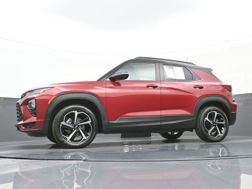 Used 2021 Chevrolet TrailBlazer RS w/ Sun and Liftgate Package AWD/4WD image 44