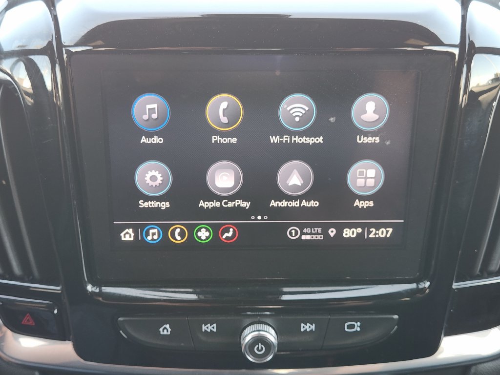 Used 2023 Chevrolet Traverse LT FWD image 18