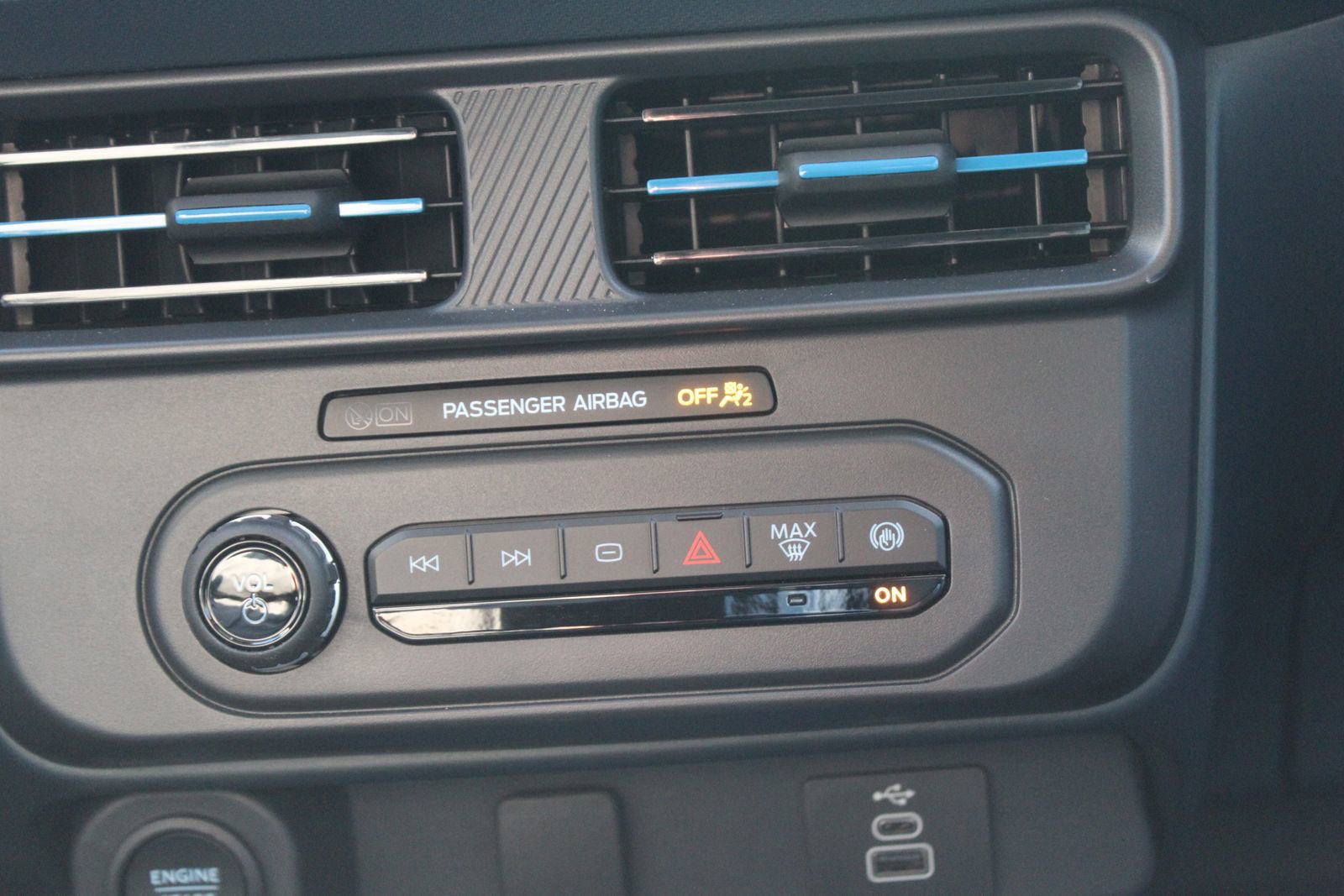 Used 2025 Ford Maverick XLT w/ Equipment Group 301A image 26