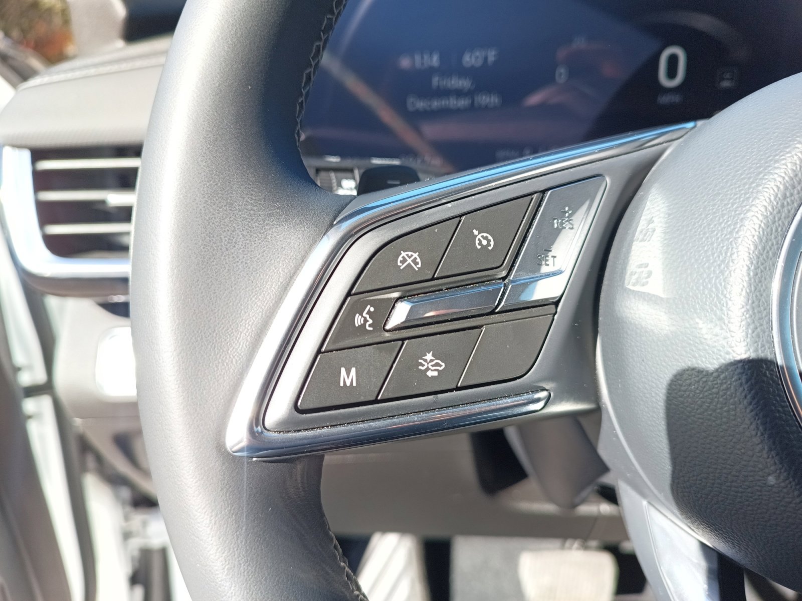 Used 2024 Buick Envision Preferred image 21