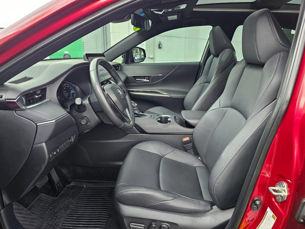 Certified 2024 Toyota Venza Nightshade AWD/4WD image 19