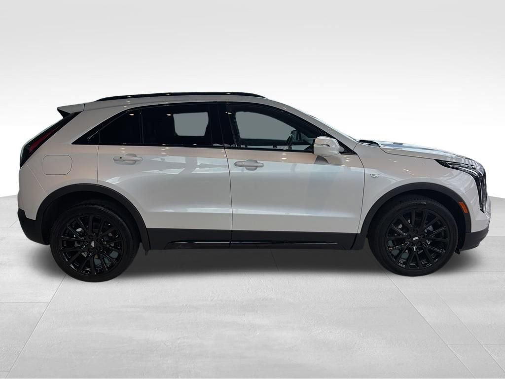 Used 2023 Cadillac XT4 Sport w/ LPO, Onyx Lite Package AWD/4WD image 2