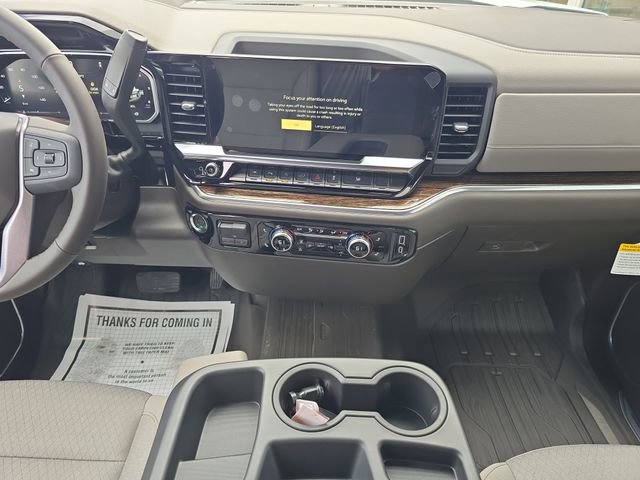 New 2026 GMC Sierra 1500 SLE w/ Preferred Package AWD/4WD image 13