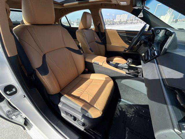 Certified 2024 Lexus ES 350 w/ Technology Package FWD image 26