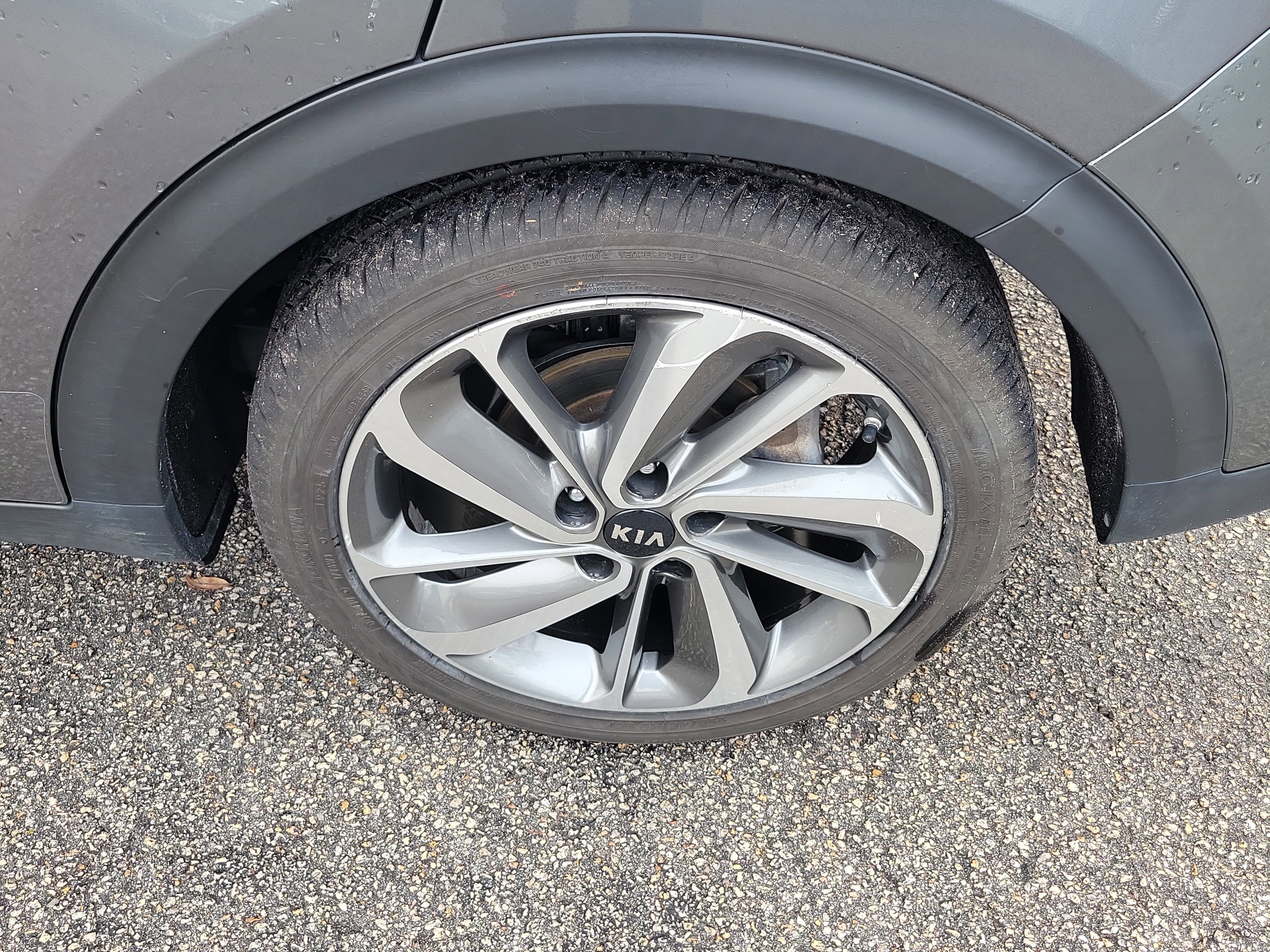 Used 2017 Kia Niro Touring image 41