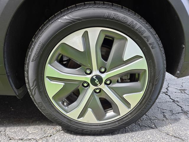 Used 2022 Kia Niro EX w/ Cold Weather Package image 50
