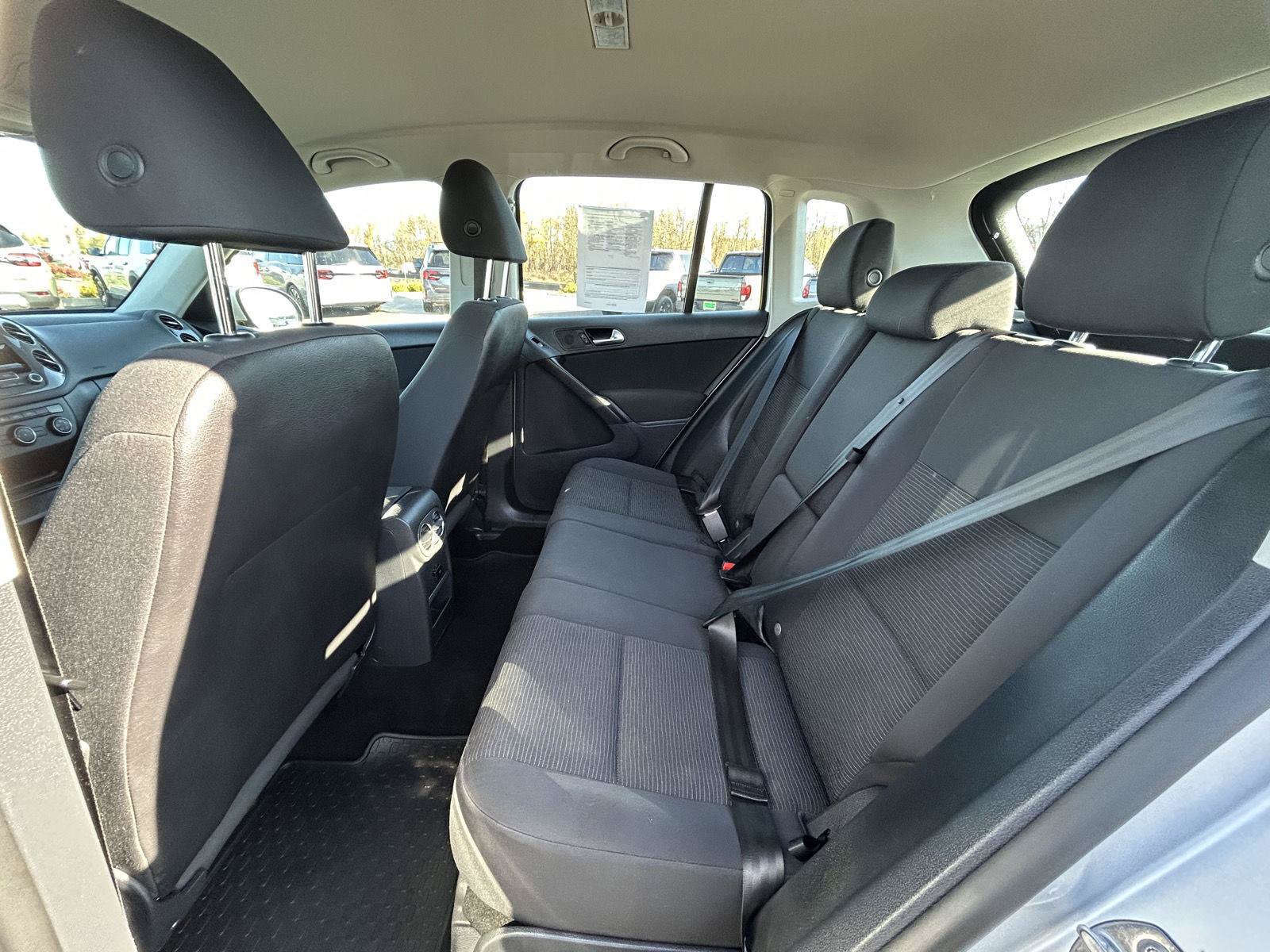 Used 2014 Volkswagen Tiguan S AWD/4WD image 12