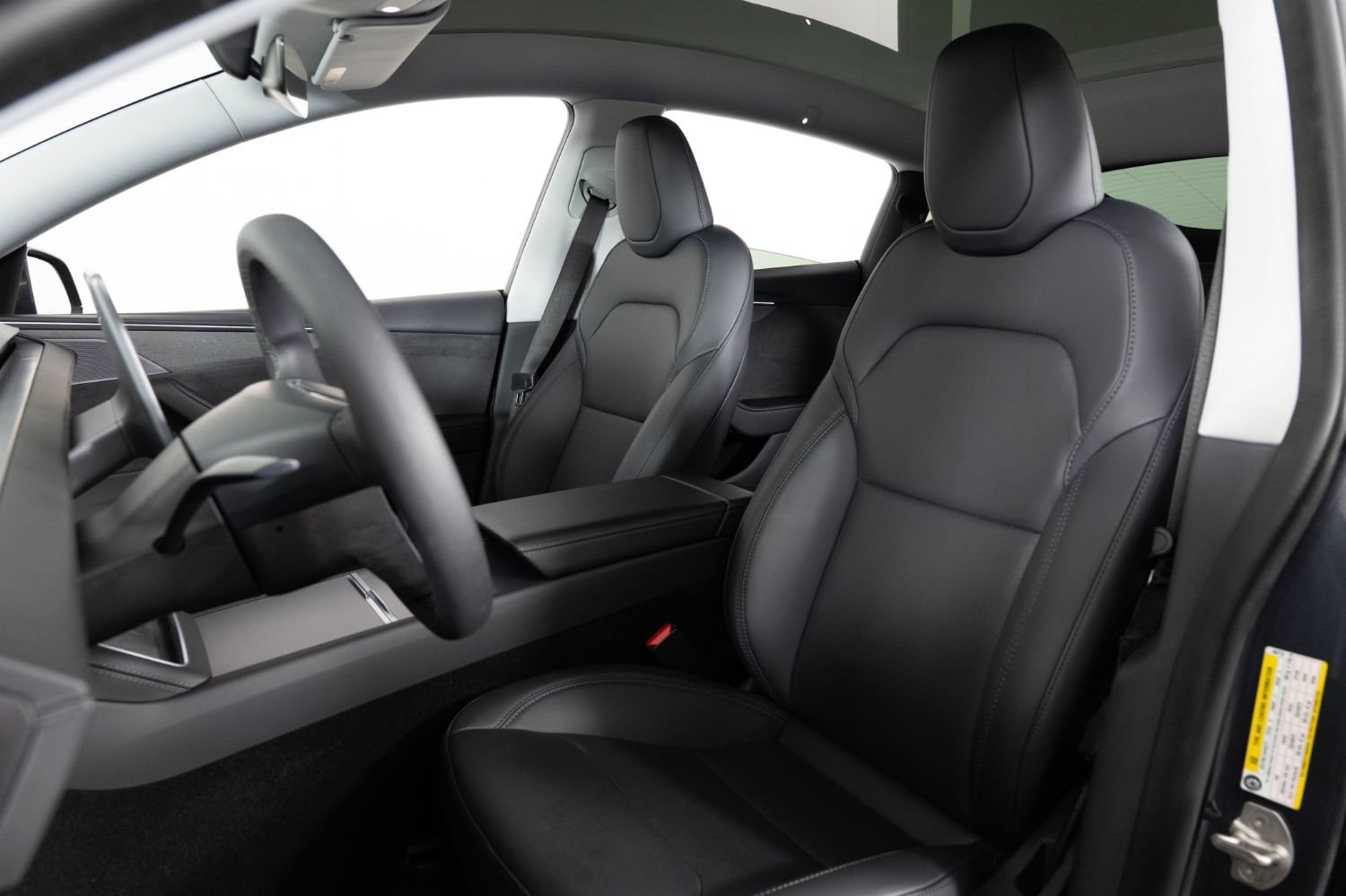 Used 2026 Tesla Model Y Long Range RWD image 14