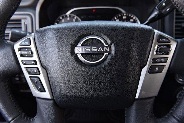 Used 2024 Nissan Titan SV w/ SV Convenience Package image 23