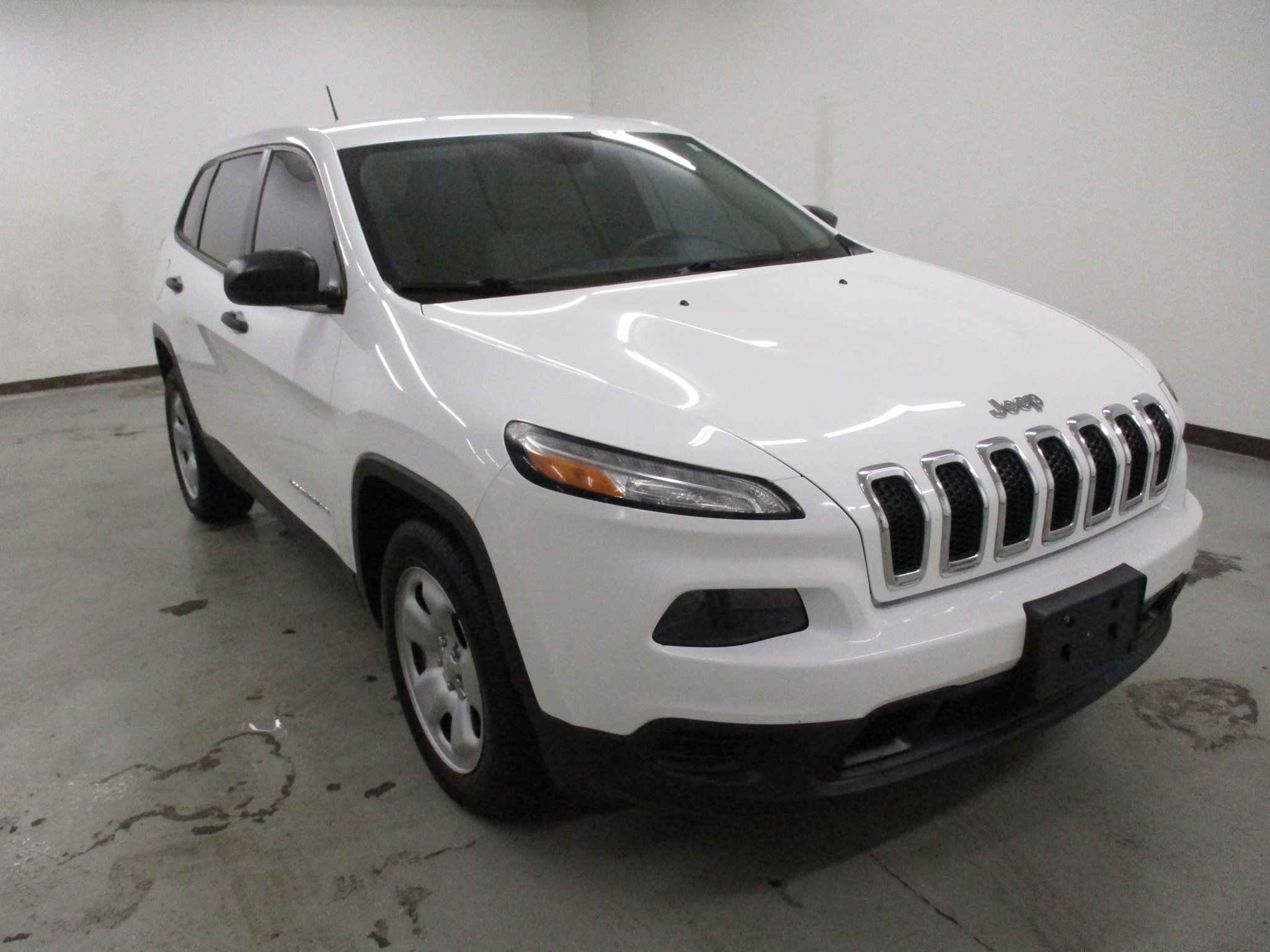 Used 2017 Jeep Cherokee Sport w/ Cold Weather Group
