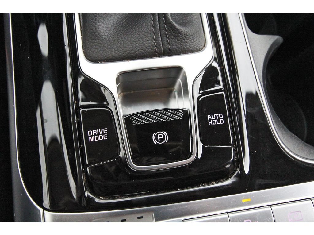 Used 2023 Kia Carnival SX FWD image 32