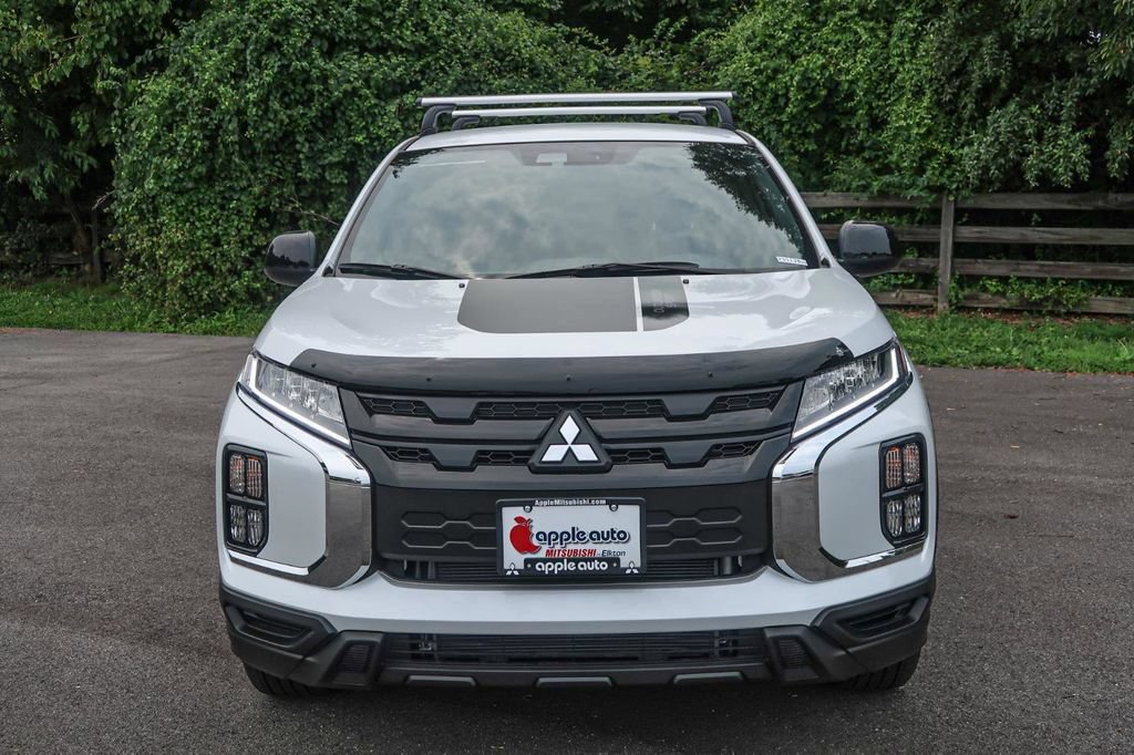 Used 2025 Mitsubishi Outlander Sport AWD image 5