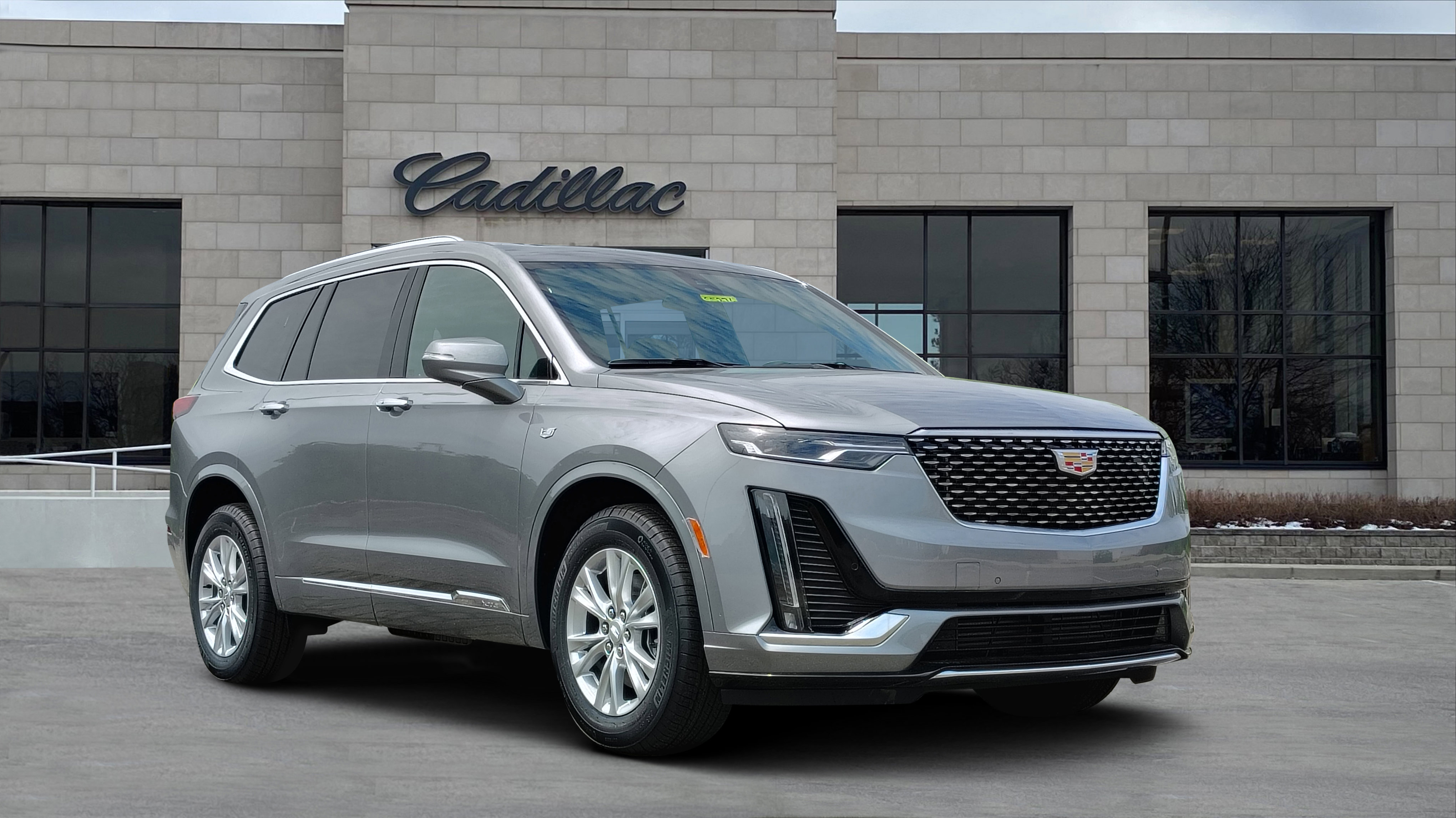New 2025 Cadillac XT6 Luxury image 1