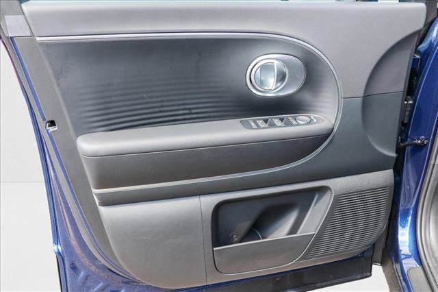 New 2026 Hyundai Ioniq 9 SE AWD/4WD image 12