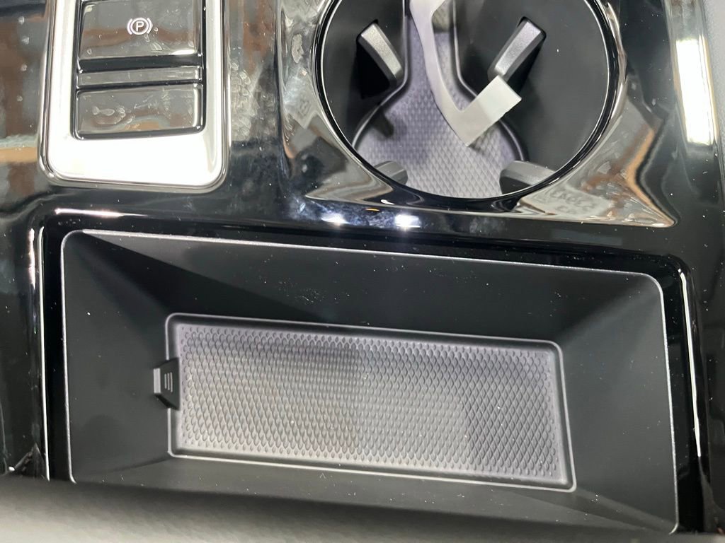 New 2026 Volkswagen Atlas Peak Edition image 14