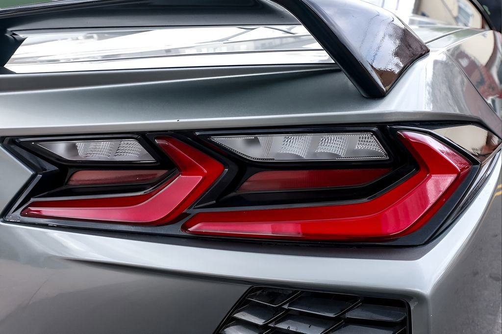 Used 2023 Chevrolet Corvette Stingray Premium Conv w/ Z51 Performance Package image 17