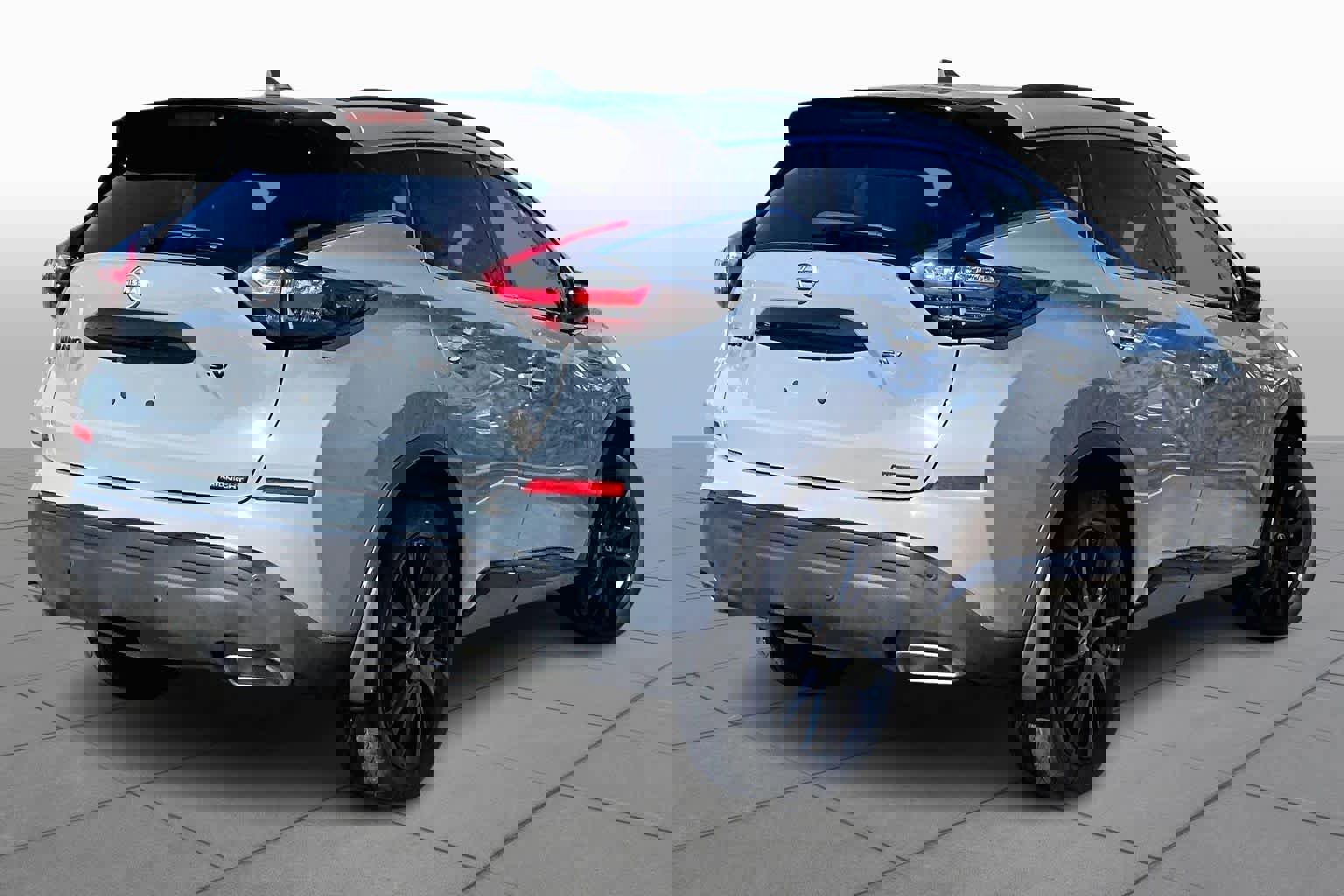 Certified 2024 Nissan Murano SV w/ SV Midnight Edition Package image 13