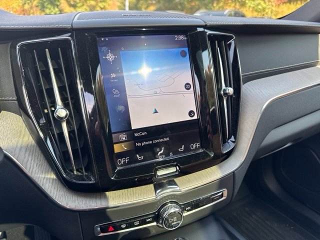 Used 2020 Volvo XC60 T5 Inscription AWD/4WD image 12