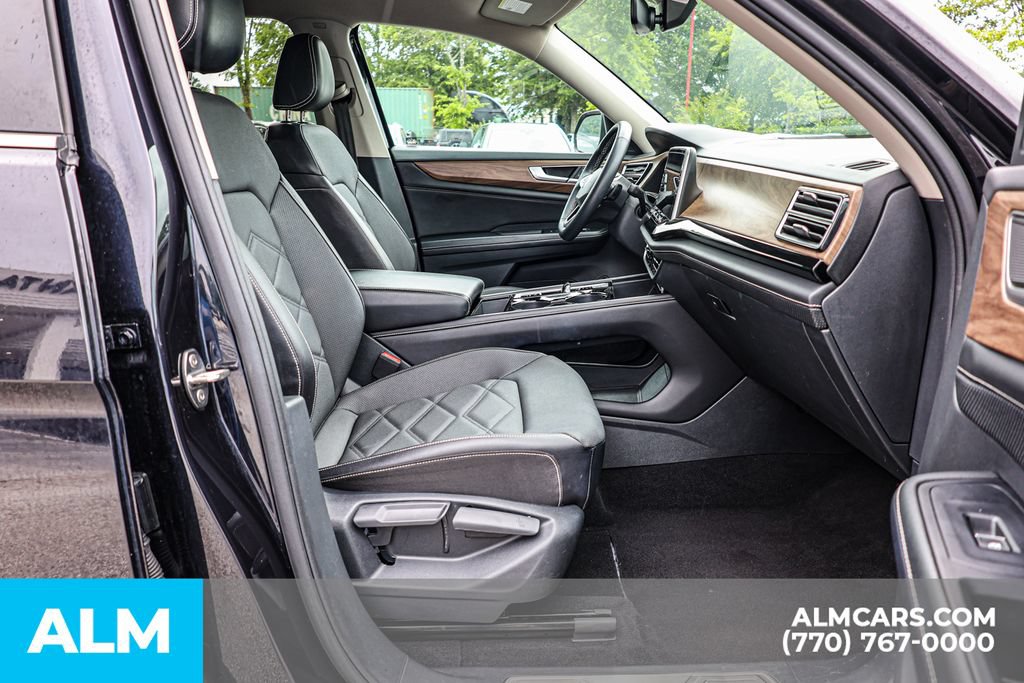 Used 2024 Volkswagen Atlas SE FWD image 22