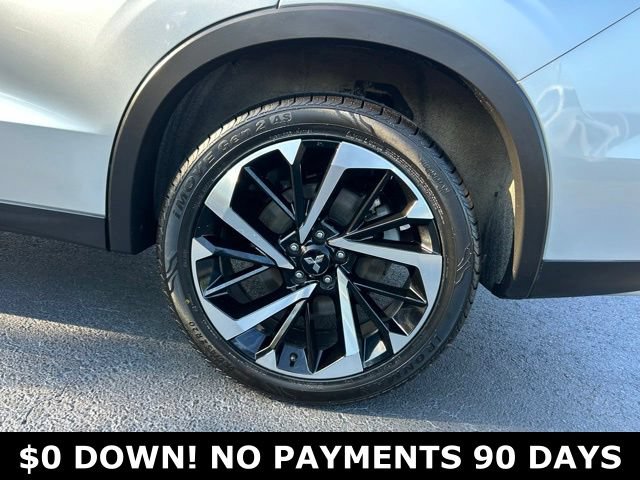 Used 2024 Mitsubishi Outlander SE Black Edition FWD image 10