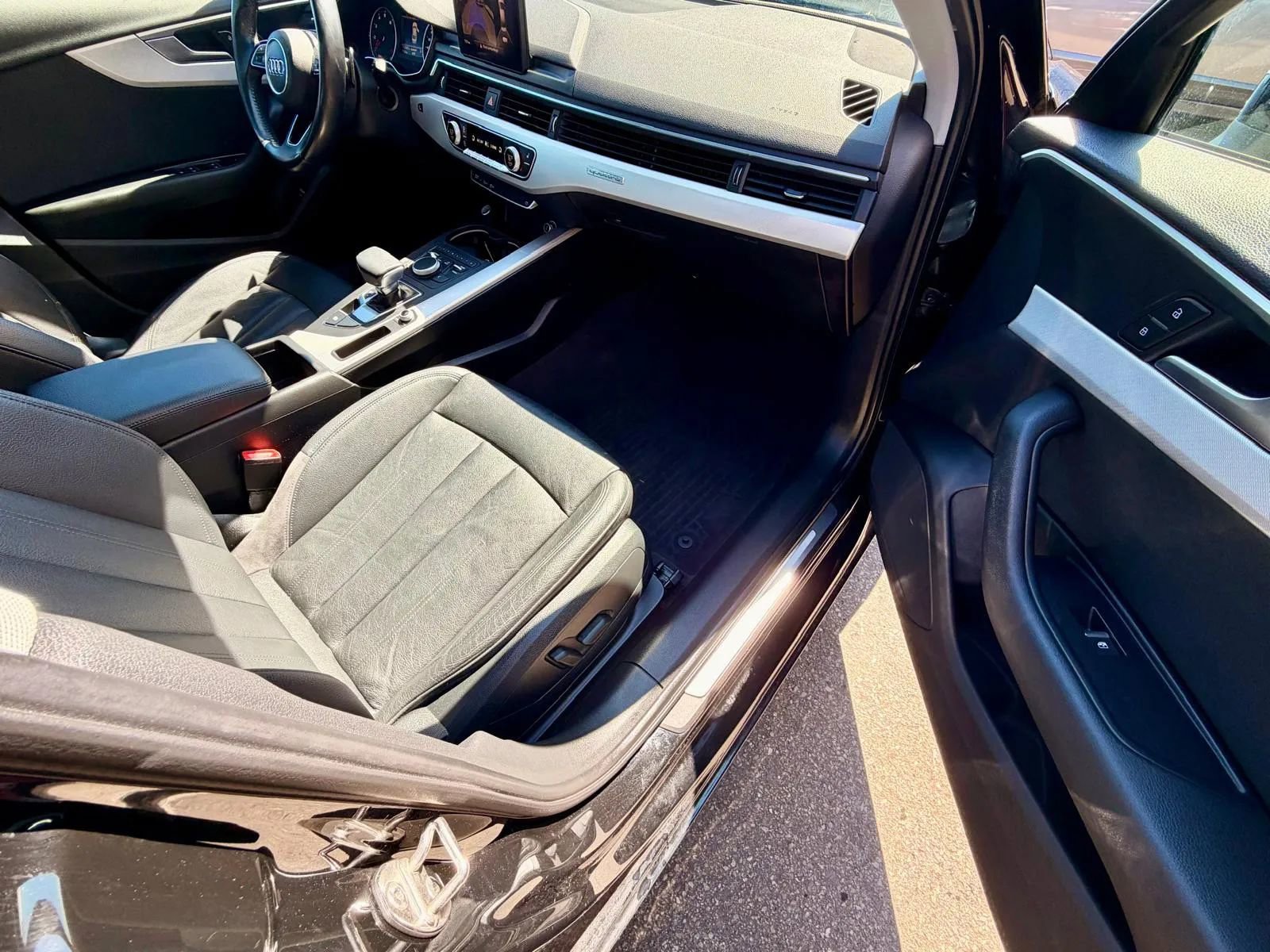 Used 2017 Audi A4 2.0T Premium AWD/4WD image 8