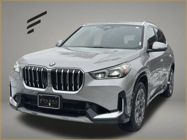 Used 2025 BMW X1 xDrive28i image 1