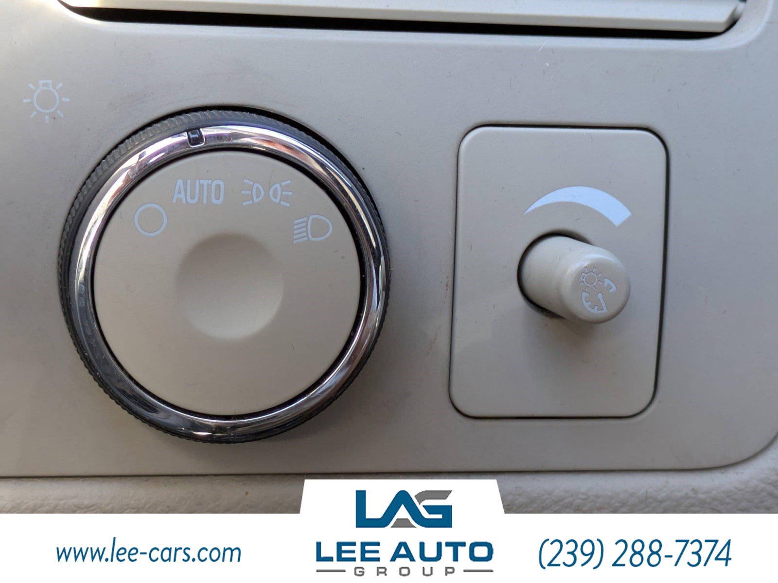 Used 2006 Buick Lucerne CXL w/ Luxury Package image 12