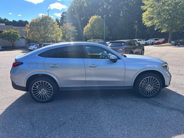 Used 2026 Mercedes-Benz GLC 300 4MATIC image 4