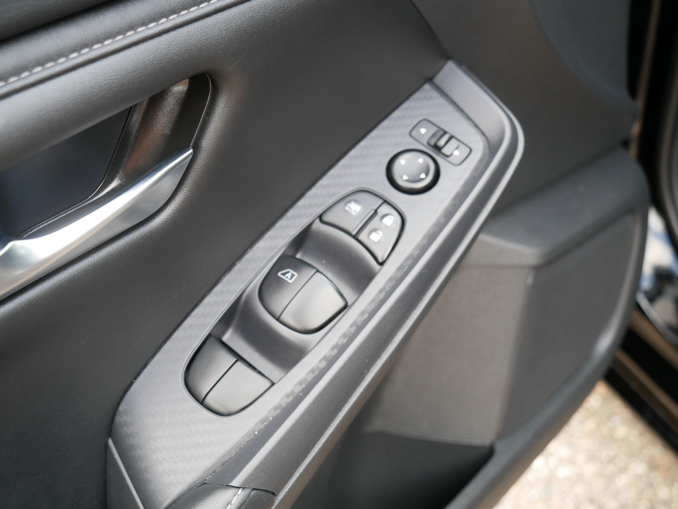 Certified 2023 Nissan Sentra SV FWD image 19