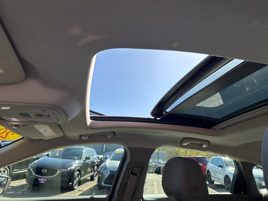 Used 2015 Chevrolet Impala LTZ FWD image 31