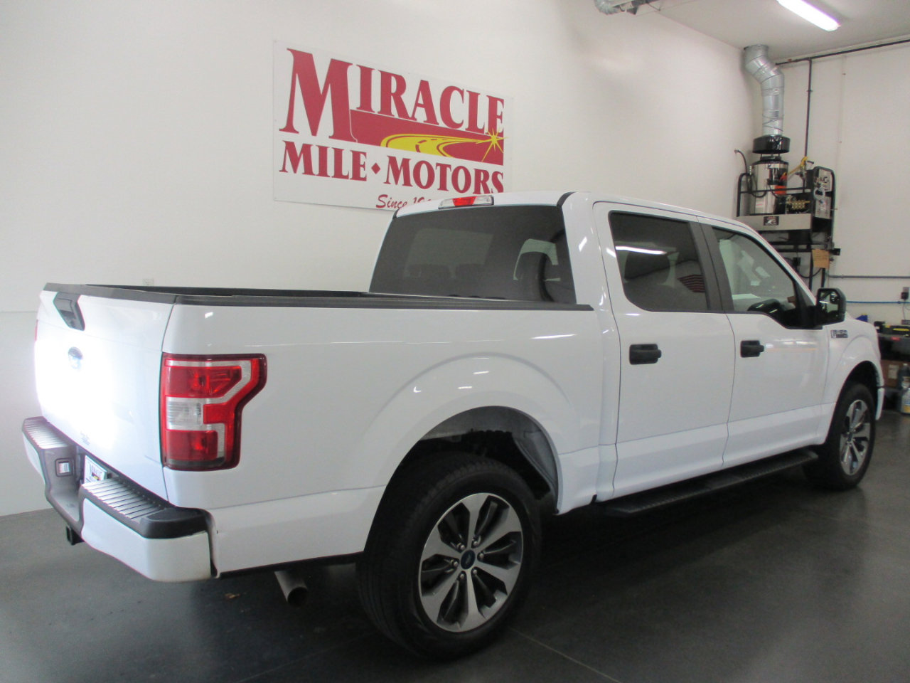Used 2019 Ford F150 XL w/ Equipment Group 101A Mid image 7