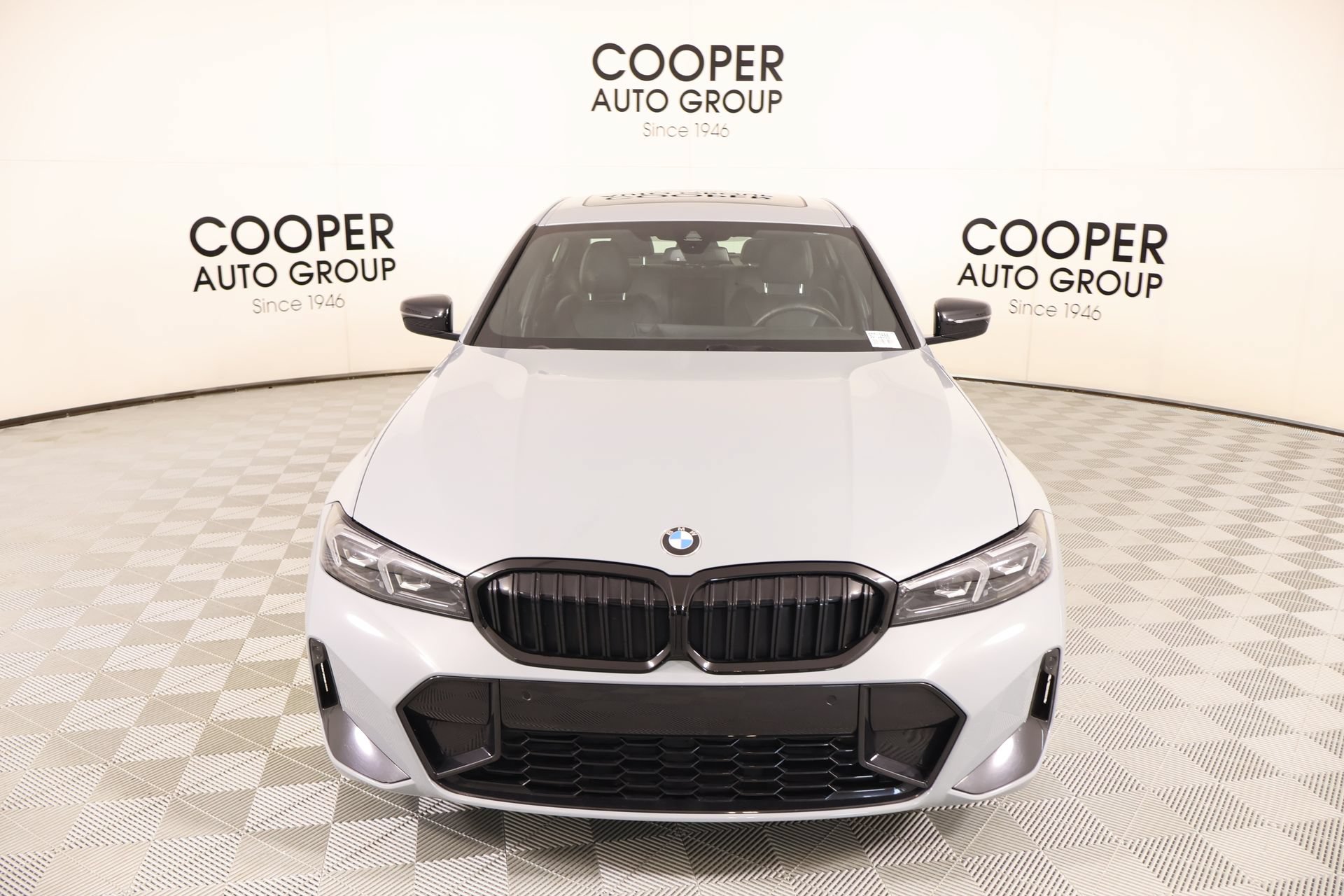 Used 2025 BMW 330i xDrive Sedan w/ M Sport Package AWD/4WD image 10
