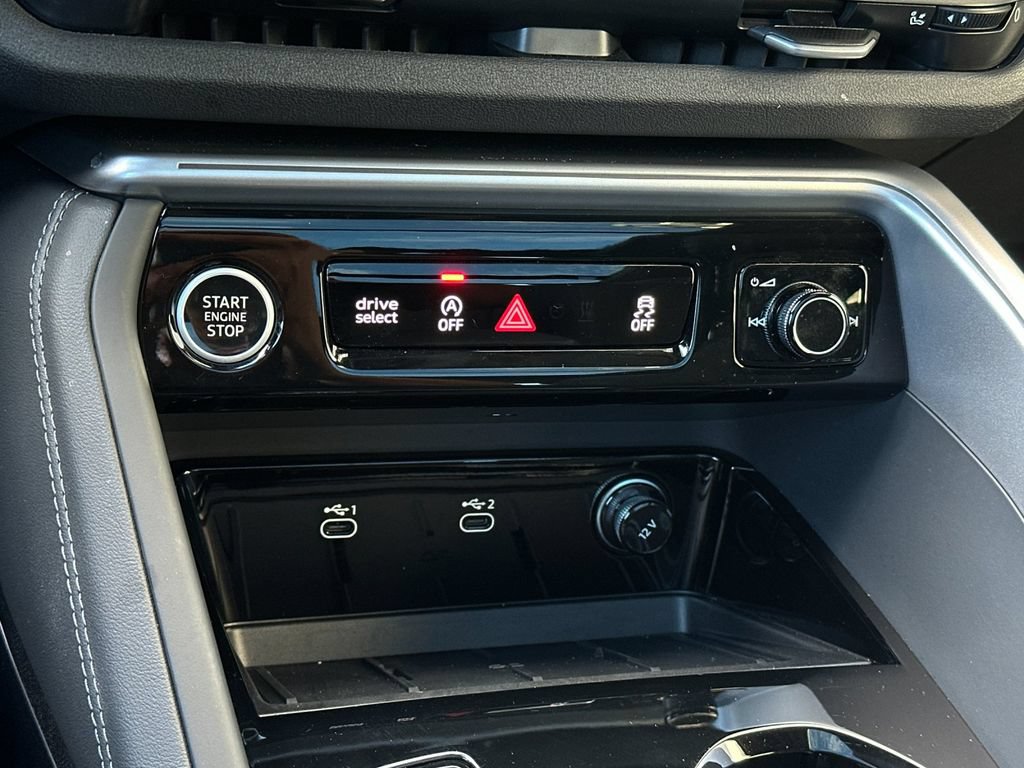 Certified 2025 Audi Q5 Premium w/ Convenience Package AWD/4WD image 29