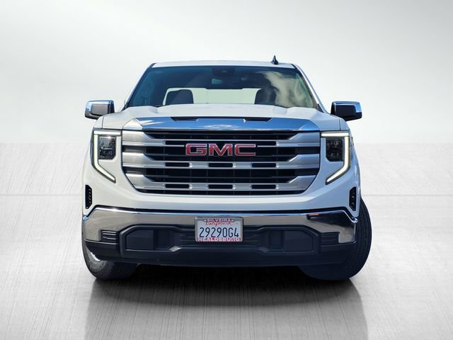 Used 2025 GMC Sierra 1500 SLE w/ Preferred Package image 2