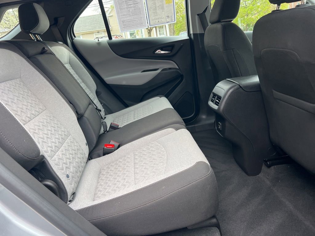 Used 2023 Chevrolet Equinox LS FWD image 25