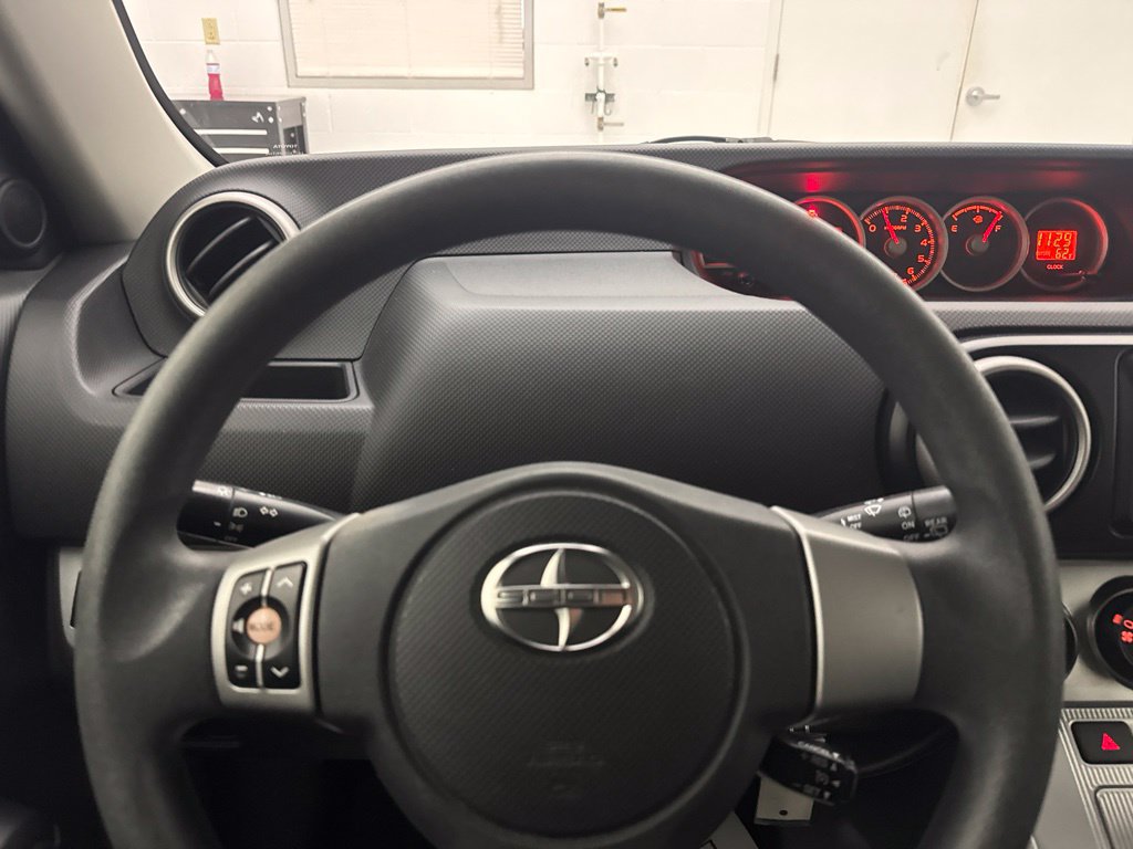 Used 2012 Scion xB FWD image 12