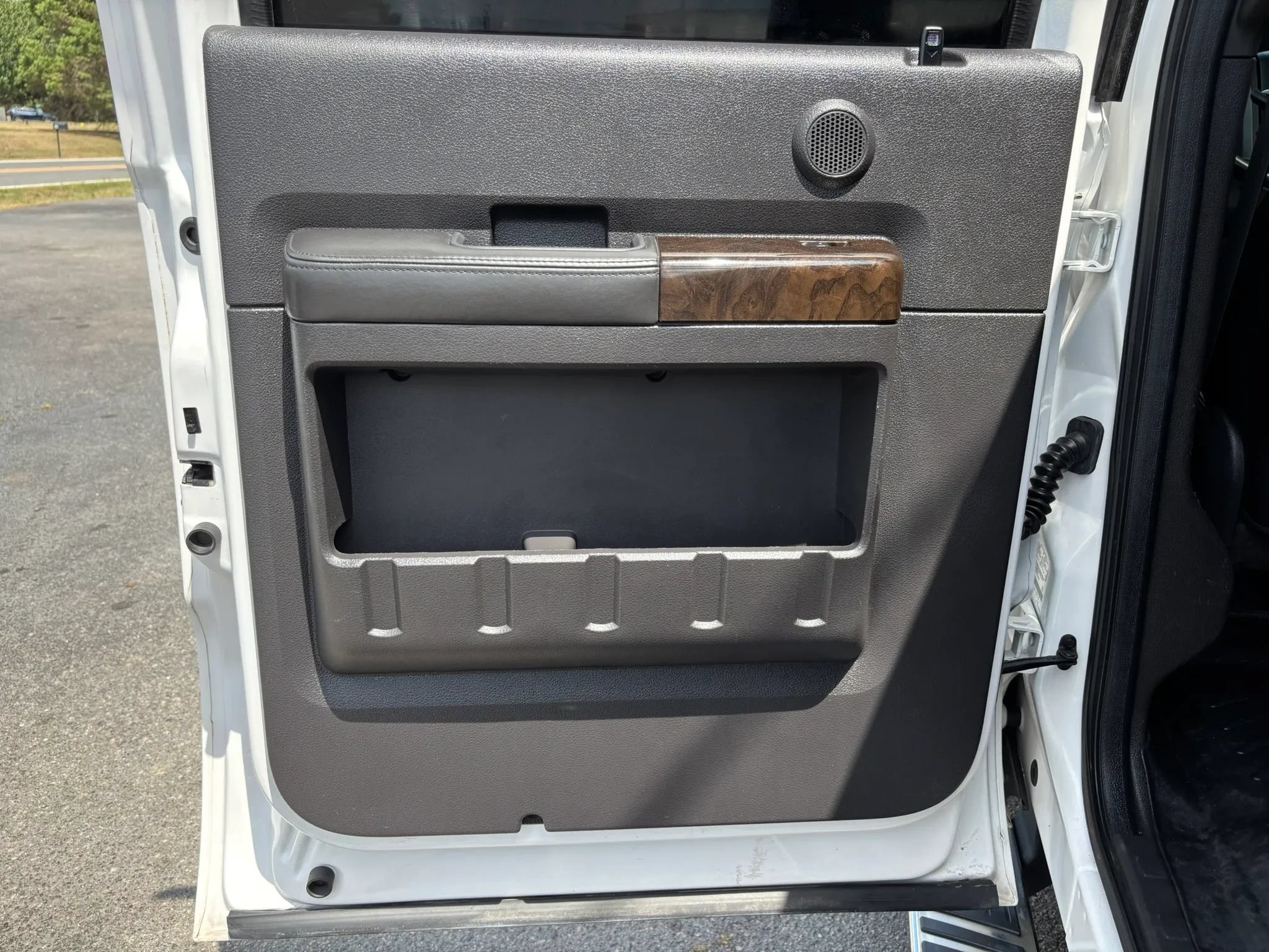 Used 2016 Ford F350 Platinum AWD/4WD image 21