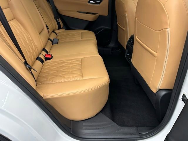 Certified 2023 Nissan Rogue Platinum w/ Platinum Premium Package image 28