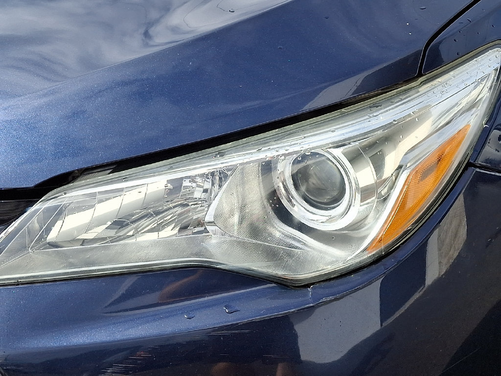 Used 2015 Toyota Camry LE FWD image 9